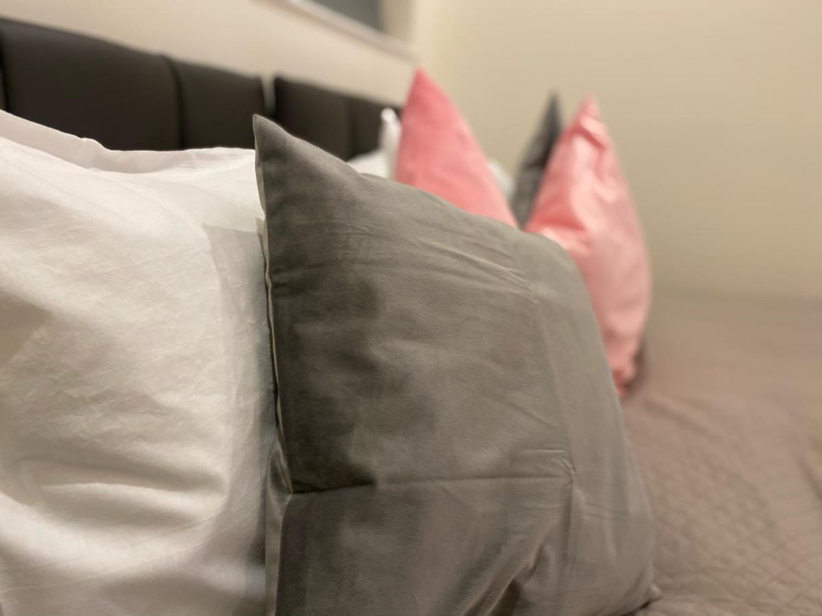 Amazing 2 Bed 2 Bath Private Apartment Watford  Eksteriør billede
